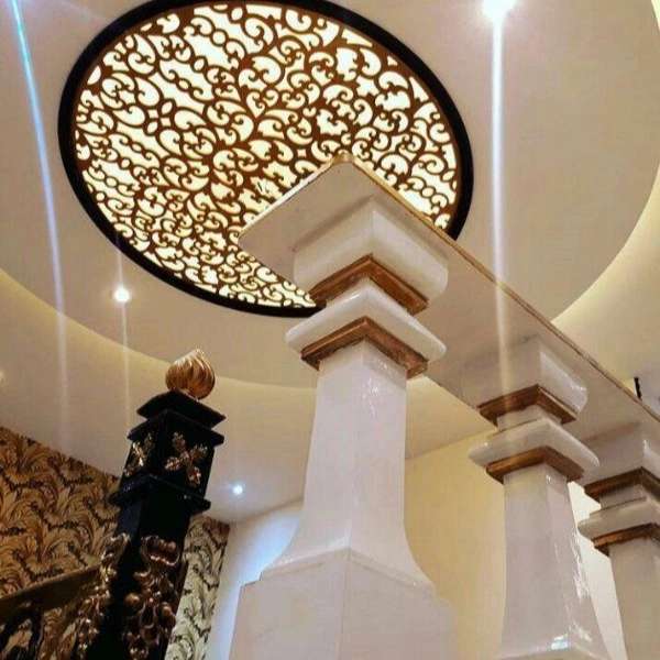 کاغذ دیواری و لمینت
