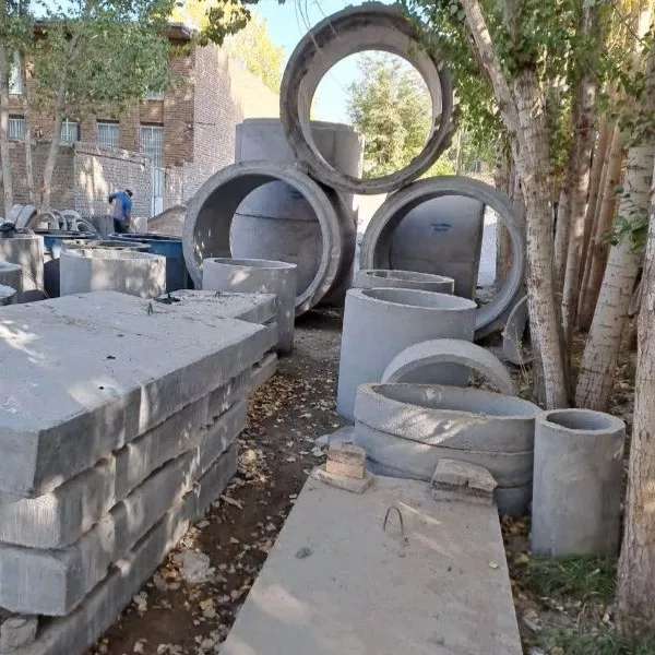 لوله داخل یک متر در طول ۲متر با نره مادگی  هر طرف قطر بتن ۱۵سانت
