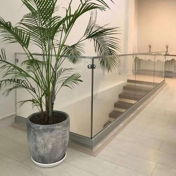 عکسای نرده شیشه ای