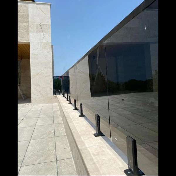 عکسای نرده شیشه ای