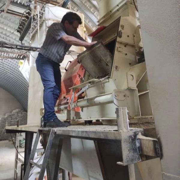 آسیاب چکشی( Hammer Mill )
