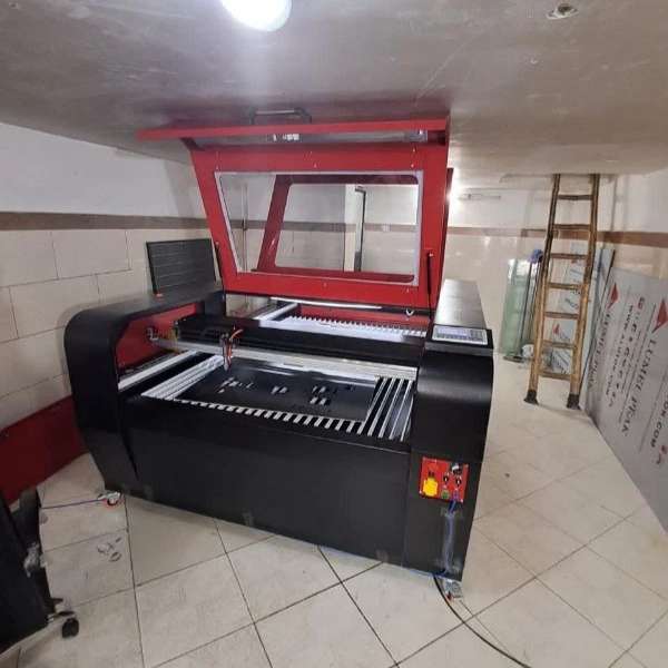 دستگاه برش لیزر فلزات و غیر فلزات شتاب CNC