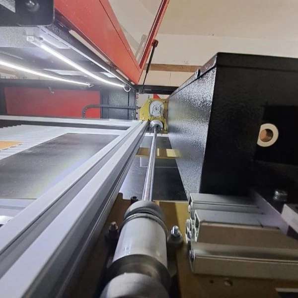 دستگاه برش لیزر فلزات و غیر فلزات شتاب CNC