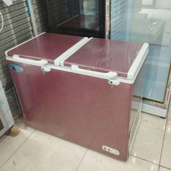 دنیای یخچال حسینی
