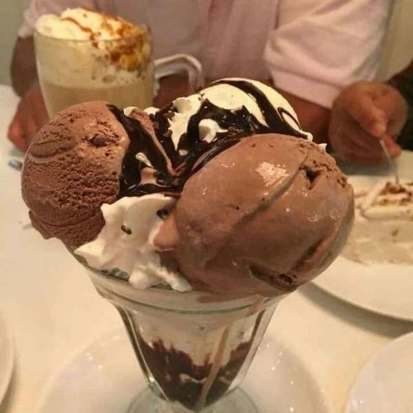 بستنی لانوس