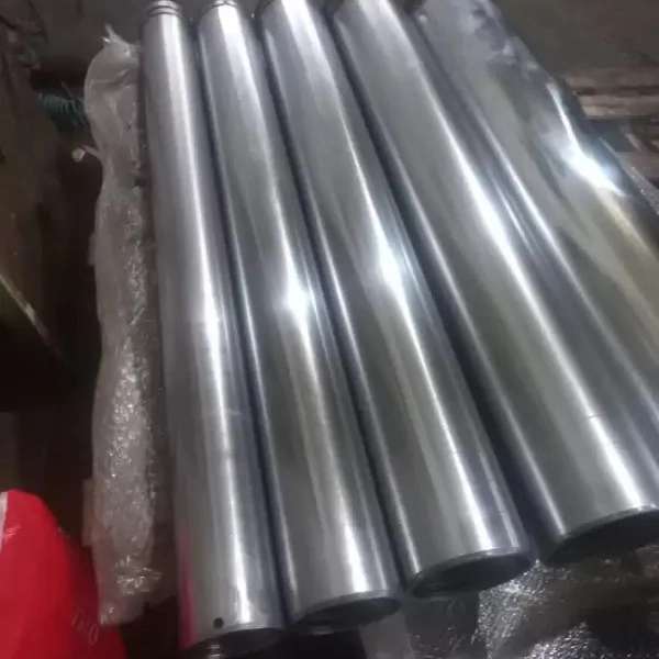 ساخت جک های آنتنی در طبقات مختلف برای کمپرسی در مجموعه ماشین سازی