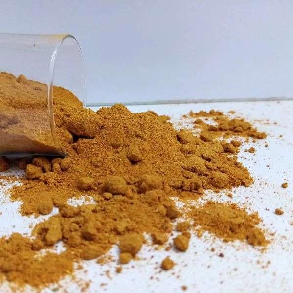 عرقیات و گیاهان دارویی عطاری حکیم