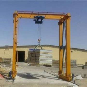طراحی و ساخت و اجرا جرثقیل های سقفی ،دروازه ای و ستونی در تناژمختلف در محیط های باز و زیر سقف