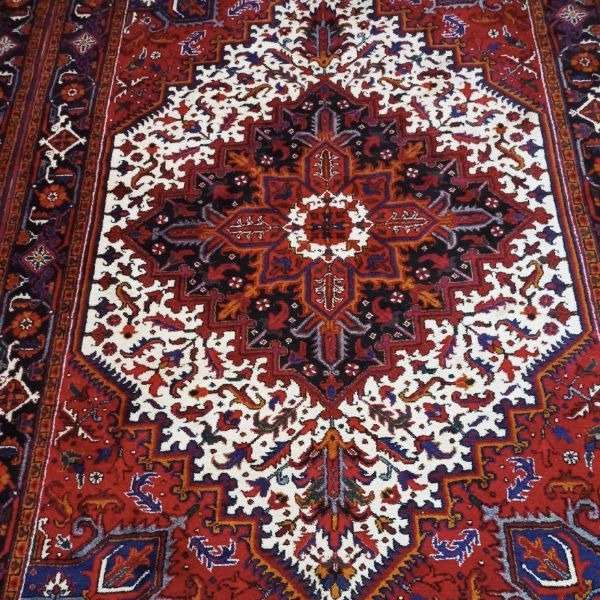 قالیشویی پورباقر در سنگر