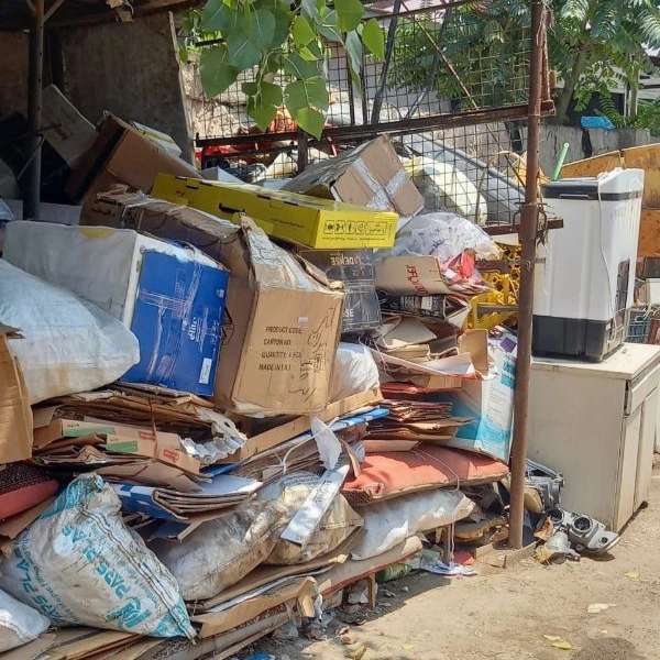 ضایعات و مواد بازیافتی