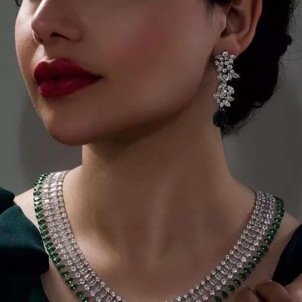 سرویس های پایه جواهر