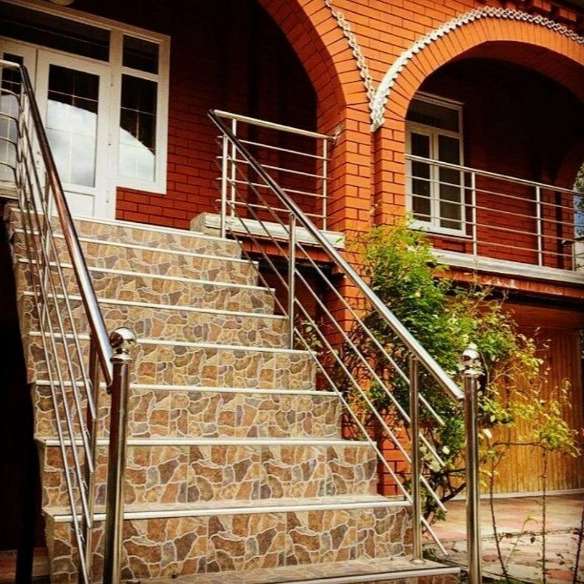 نرده فلاح