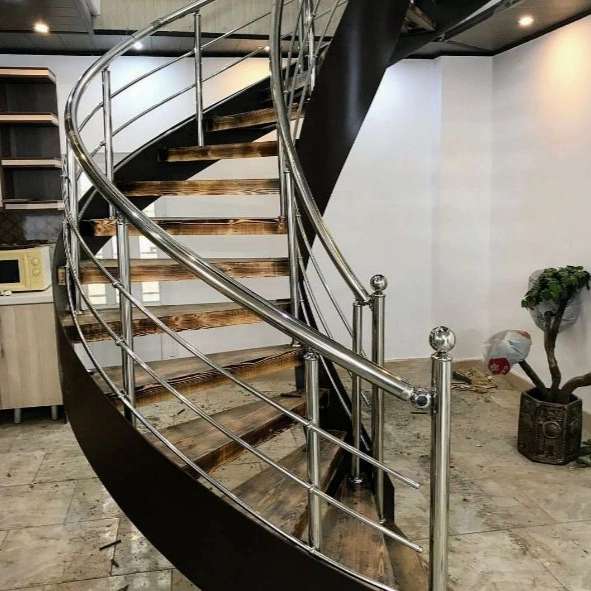 نرده فلاح