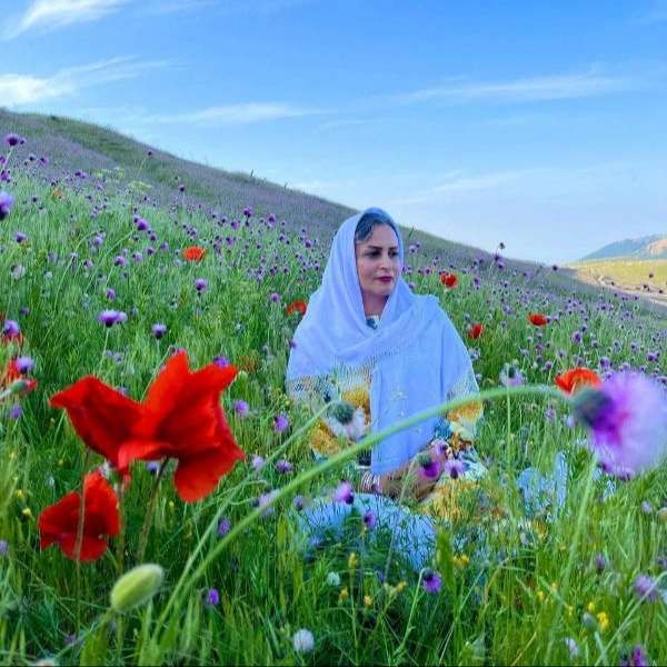 لباس محلی مانگی سا