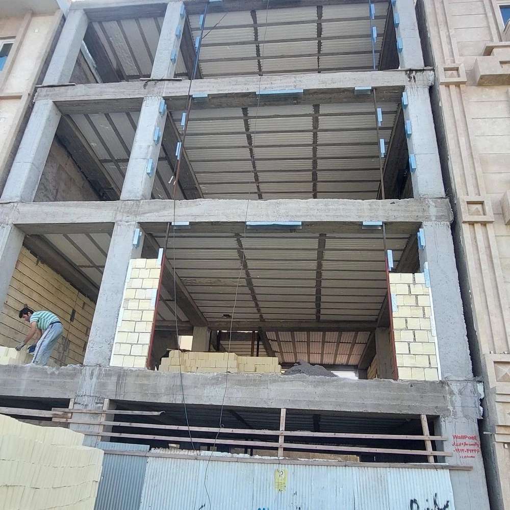گیلان والپست