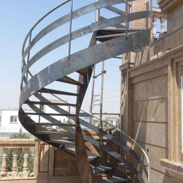 ساخت پله گرد فلزی جوشکاری مبارکی