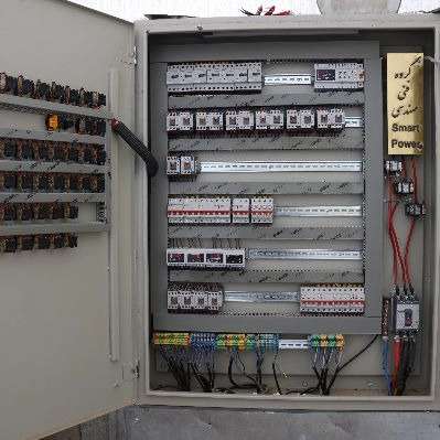اجرا برق کارخانجات و گلخانه ها