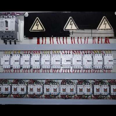 اجرا برق کارخانجات و گلخانه ها