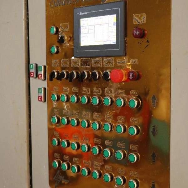 اجرا برق کارخانجات و گلخانه ها