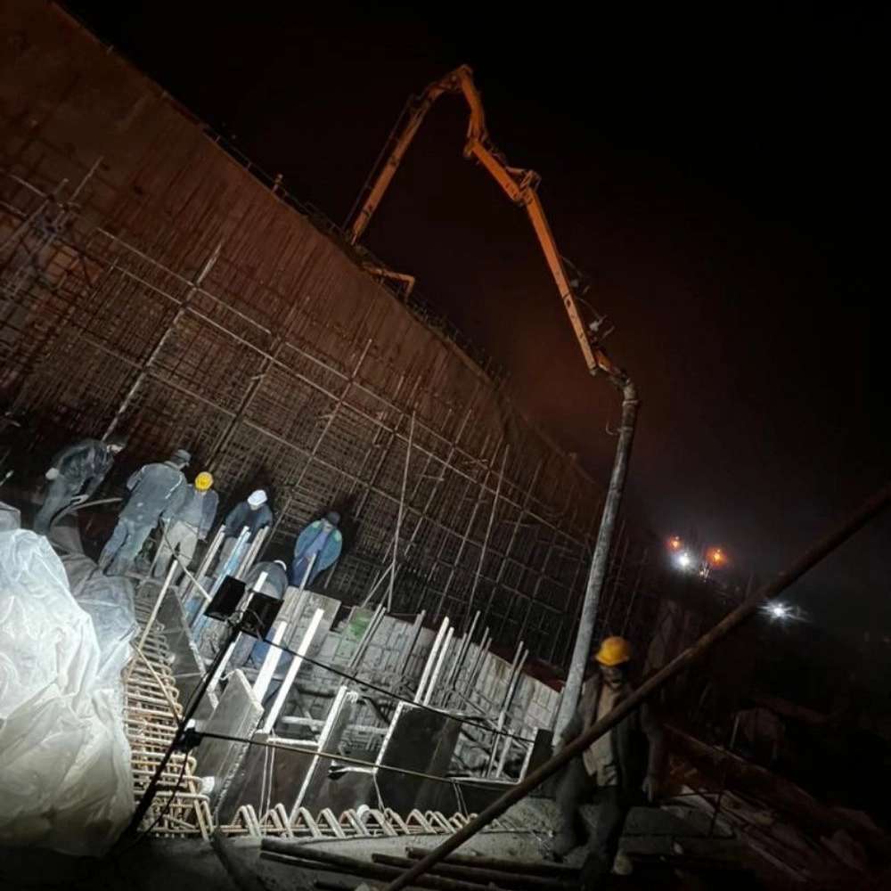 بتن ریزی ایستگاه مترو