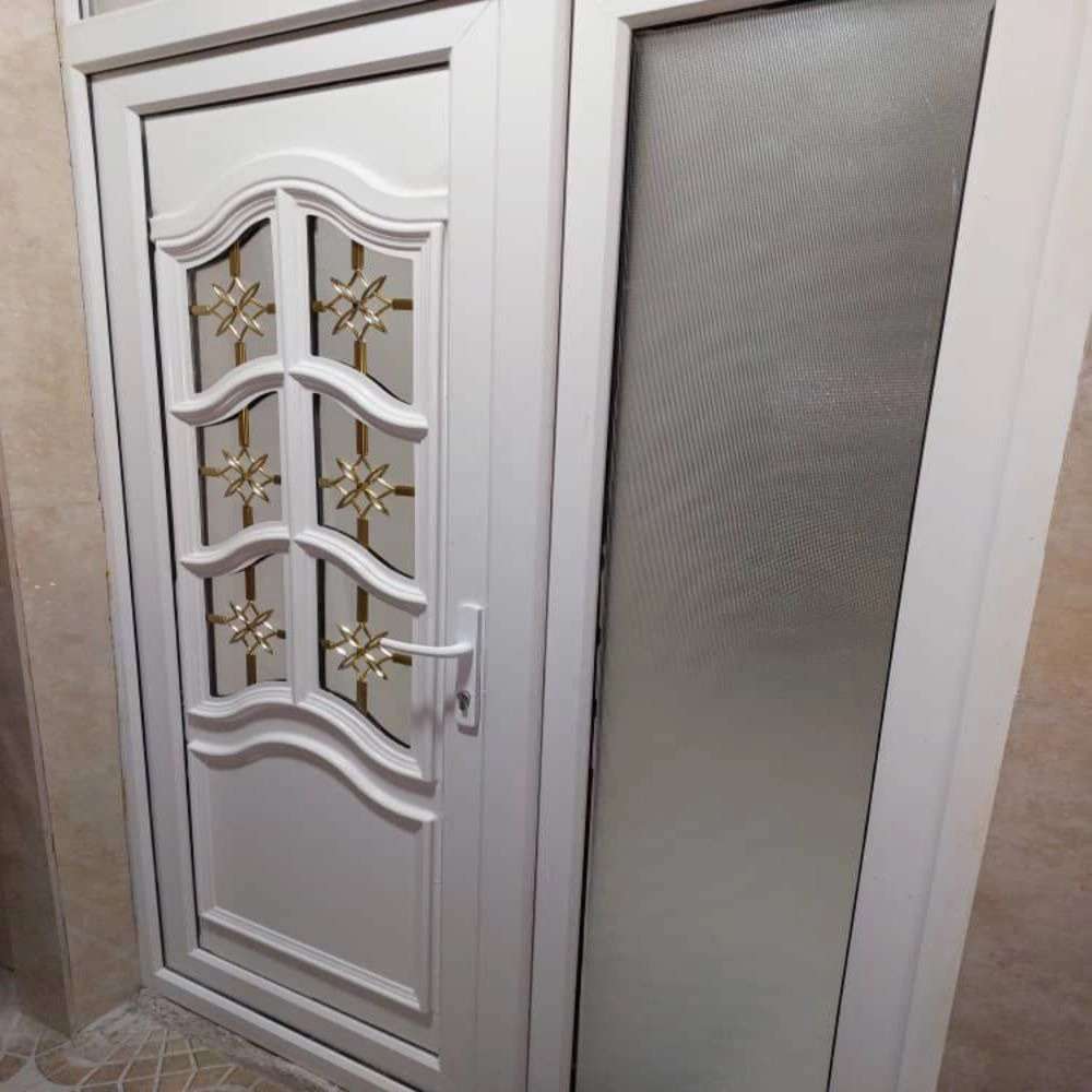 گروه تولیدی صنعتی درب و پنجره آراز در اردبیل