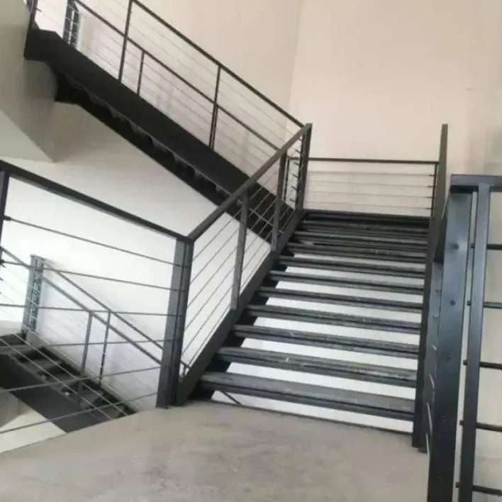 نرده استیل مرکزی در اهواز