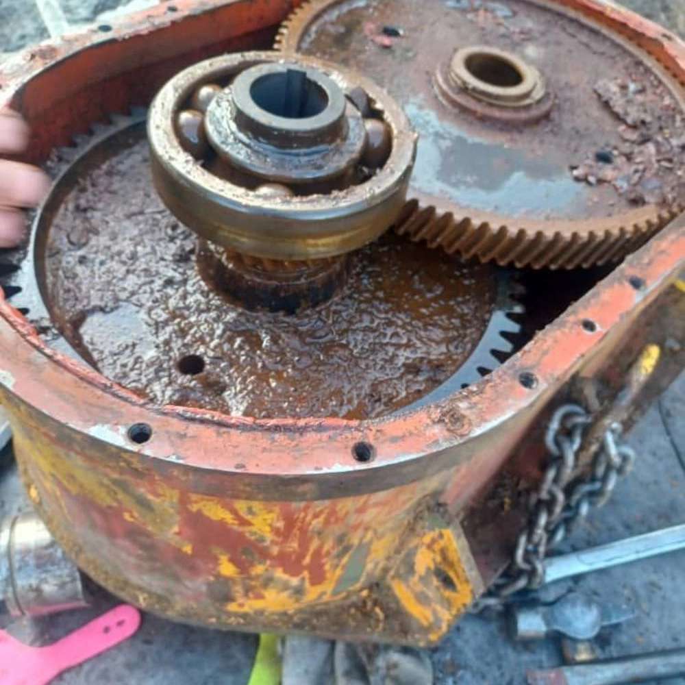 تعمیرات تخصصی بوم خشک و گیربکس