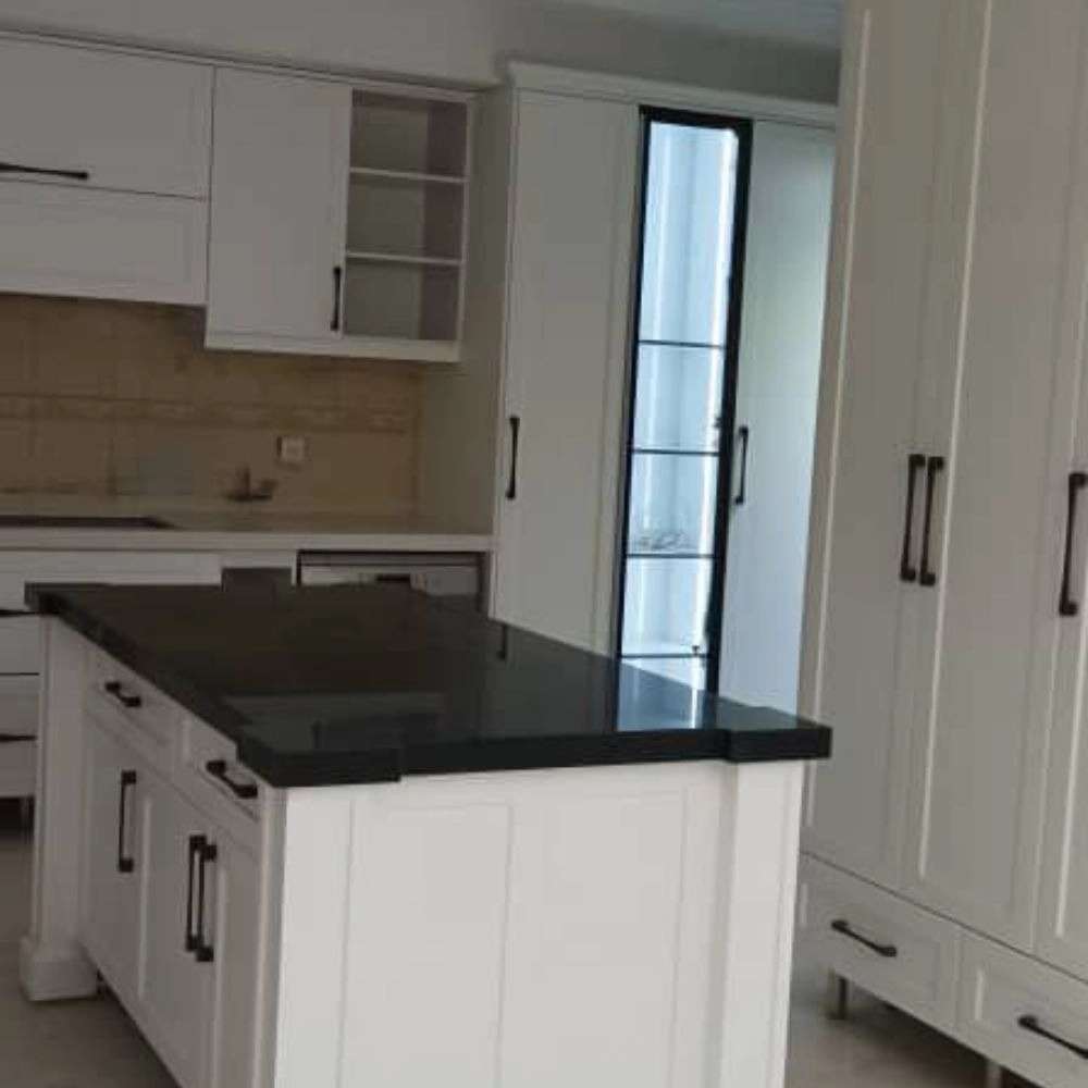 طراحی و اجرای کابینت یگانه