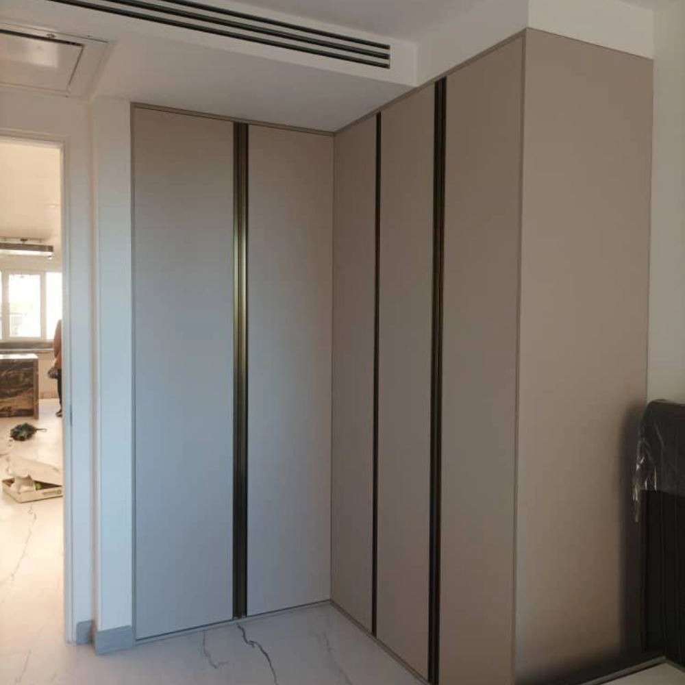 طراحی و اجرای کمد دیواری یگانه