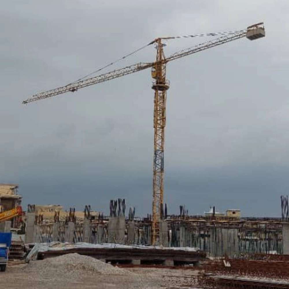 تاور کرین شجاعی