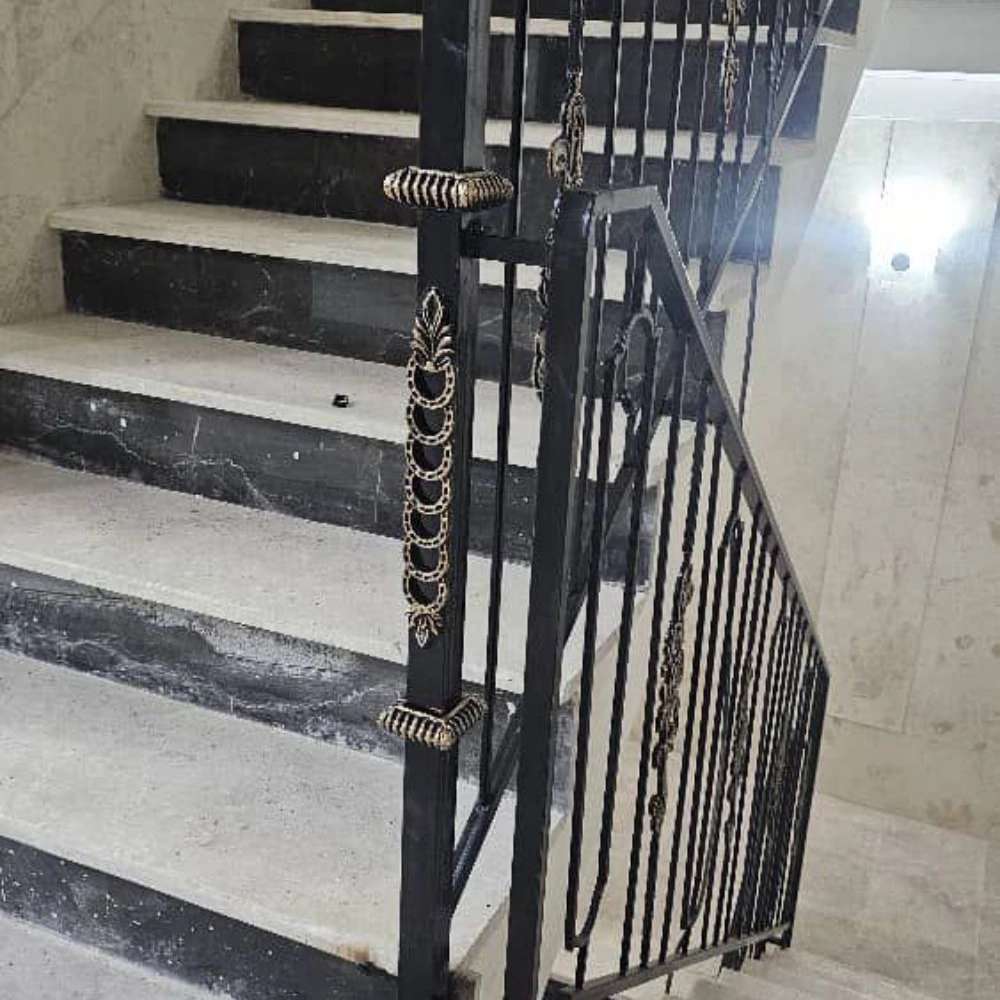 اجرای نرده فلزی و فرفورژه راه پله در کرج و تهران