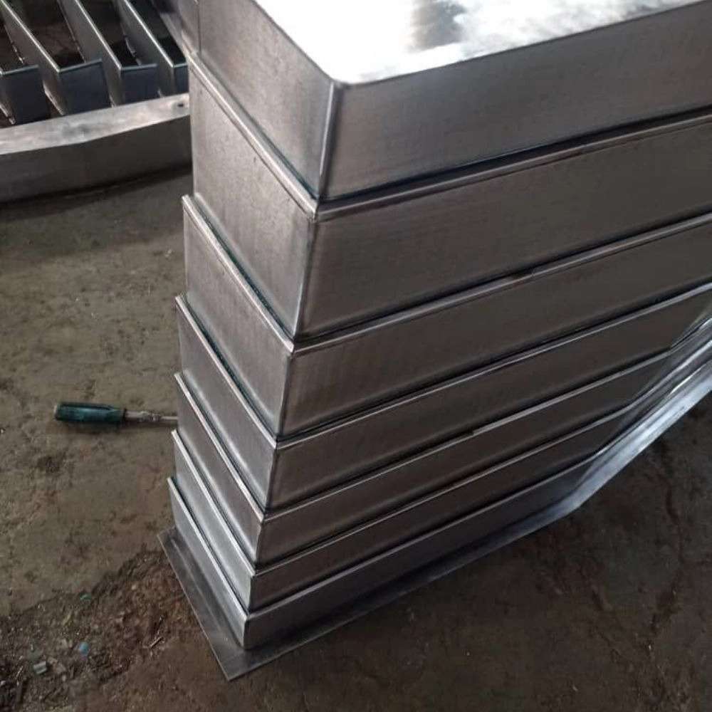 کاورسازی صالحی، تولید و تعمیر کاور دستگاه CNC در سبزوار