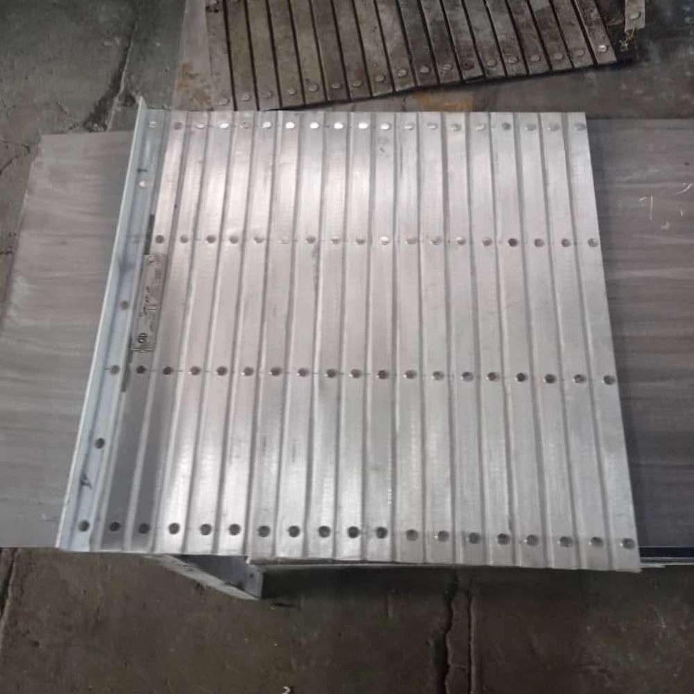 کاورسازی صالحی، تولید و تعمیر کاور دستگاه CNC در سبزوار