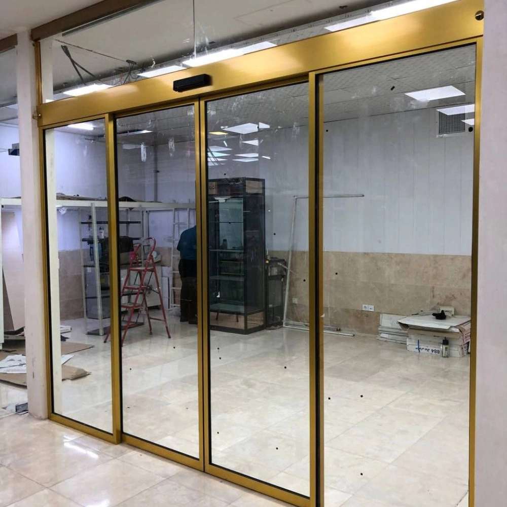 جک پارکینگی و درب شیشه ای اتوماتیک در اندیشه