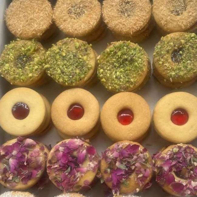 شیرینی عسلی شهدابه