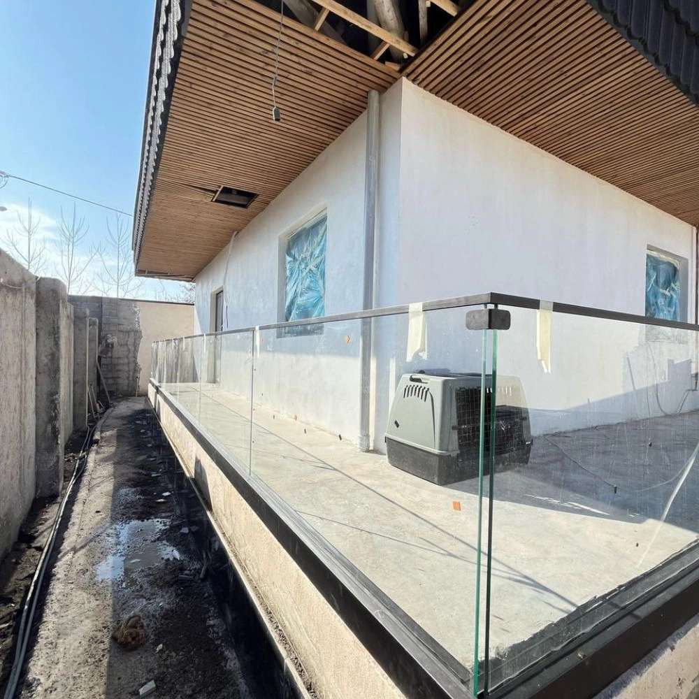 سازه های شیشه ای در رشت