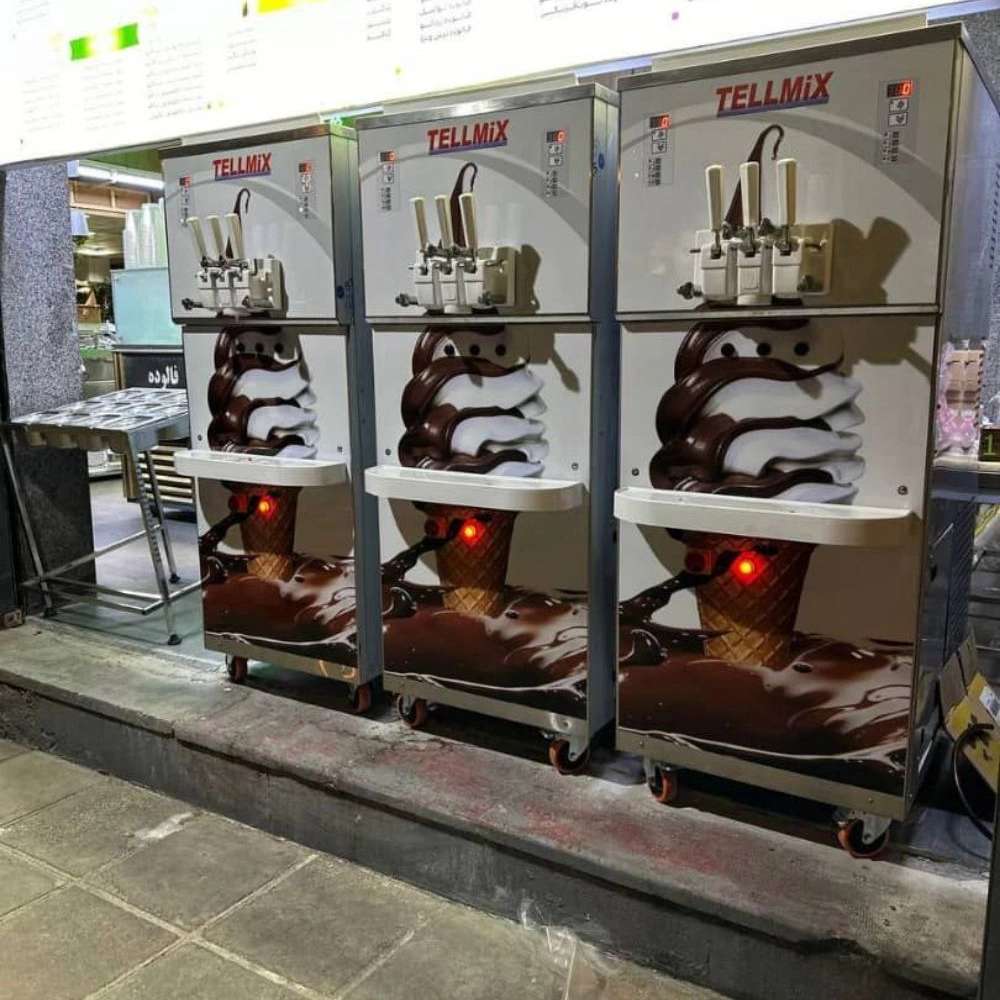 دستگاه بستنی قیفی