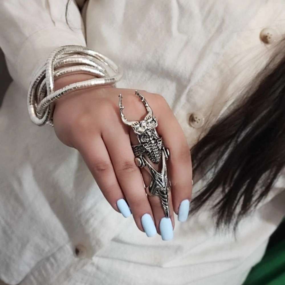کاشت ناخن کرج