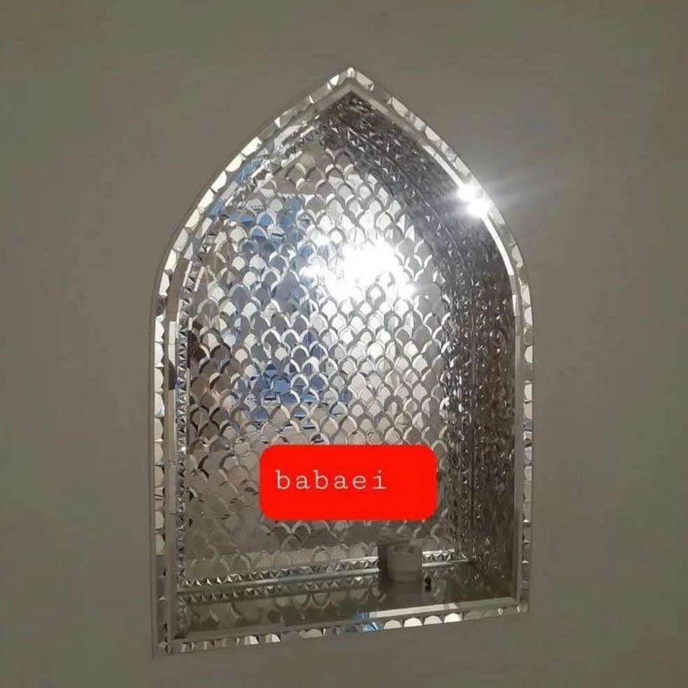 آینه کاری و گچ بری