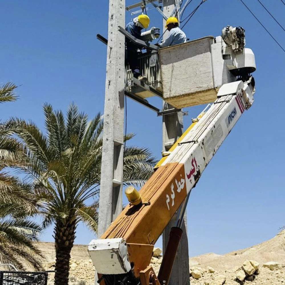 برق کلات اجرای پروژه انتقال شبکه و تابلو برق صنعتی در شیراز