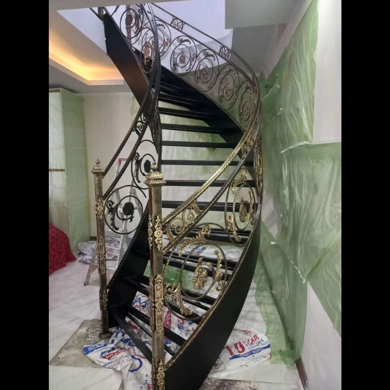 دکوراسیون تک دادور