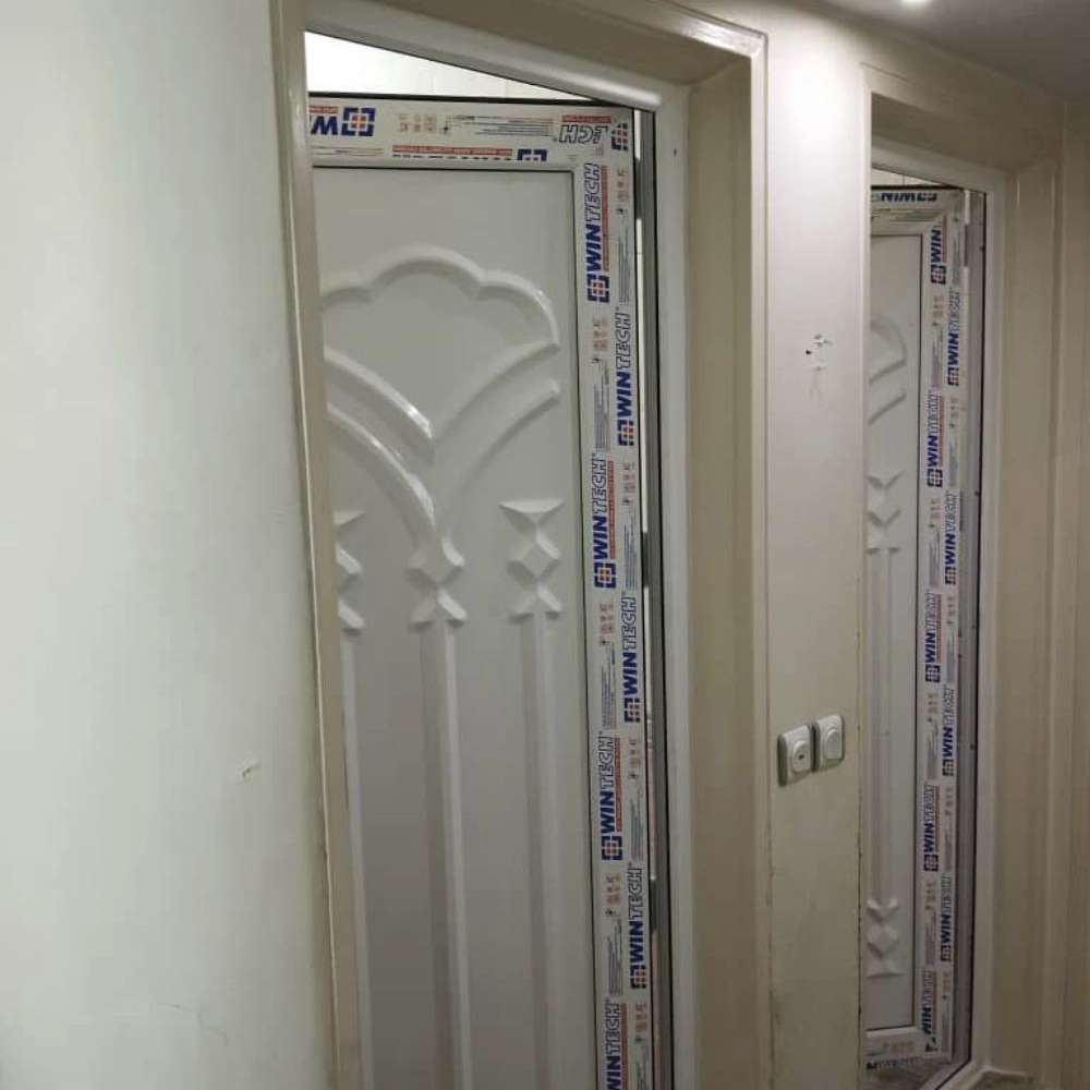 درب سرویس بهداشتی