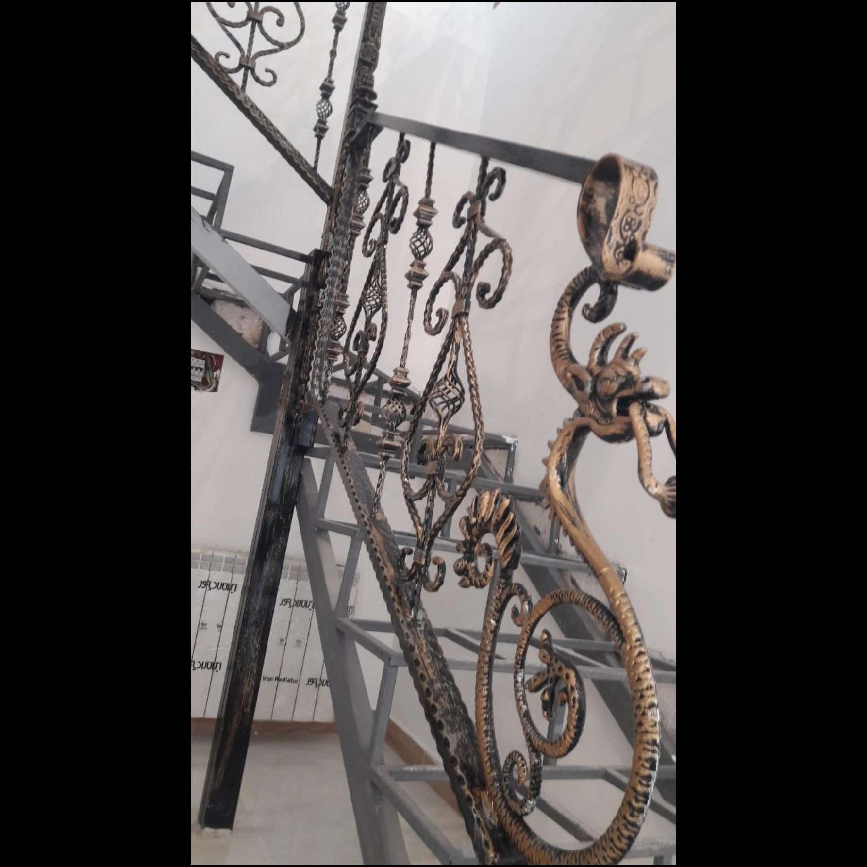 اجرای رنگ نرده