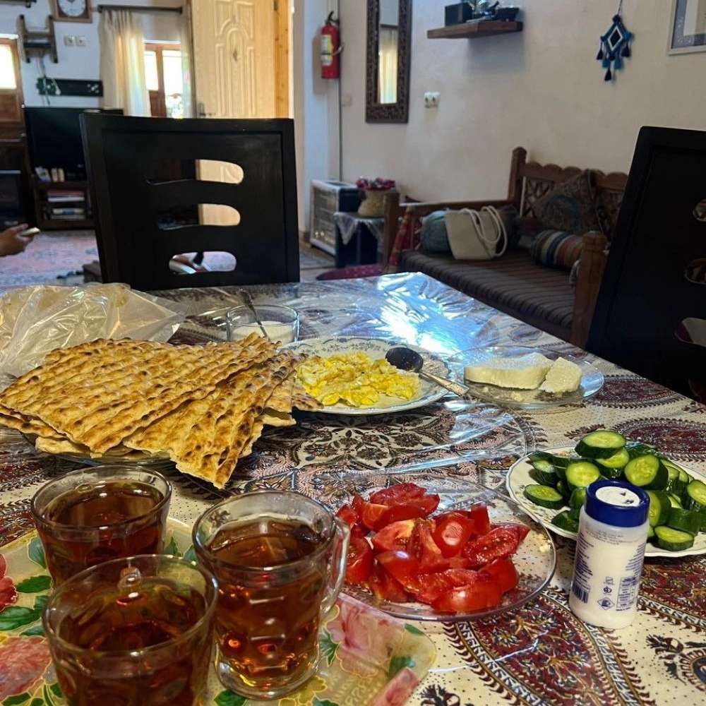 اقامتگاه خانه بر