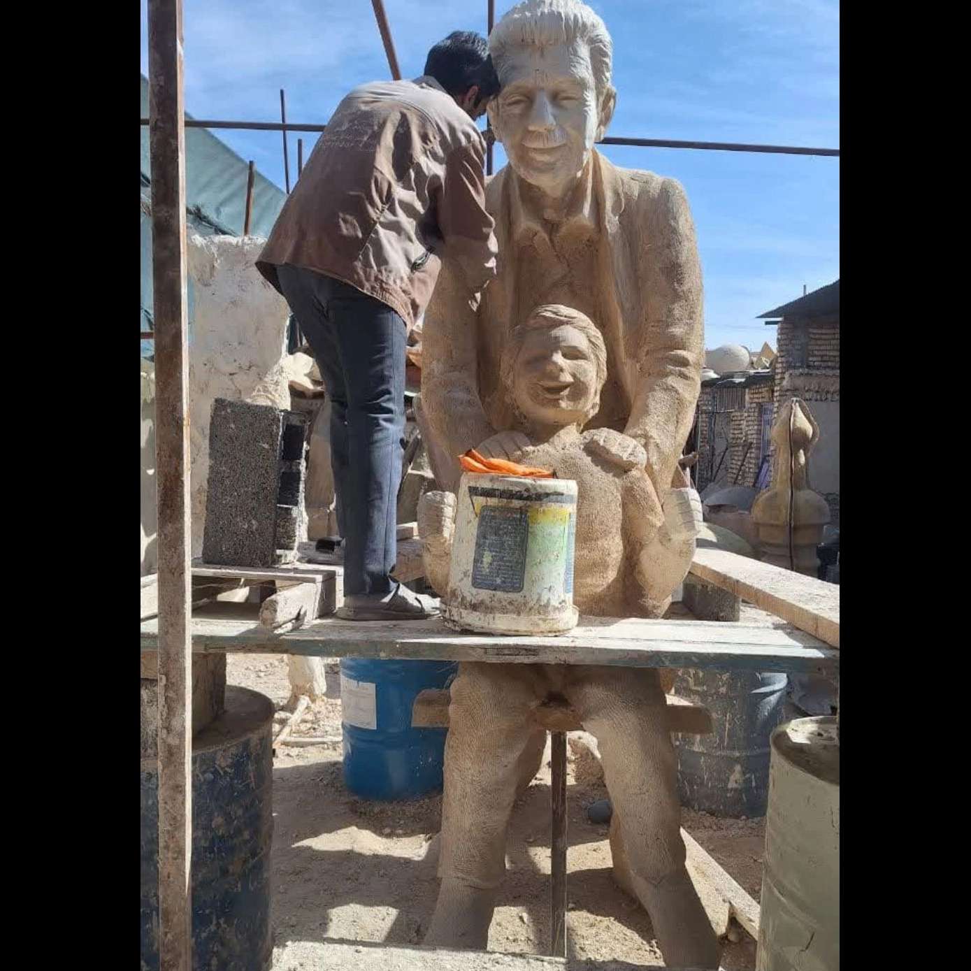 سیما منظر توس ساخت المان های شهری سنتی در مشهد