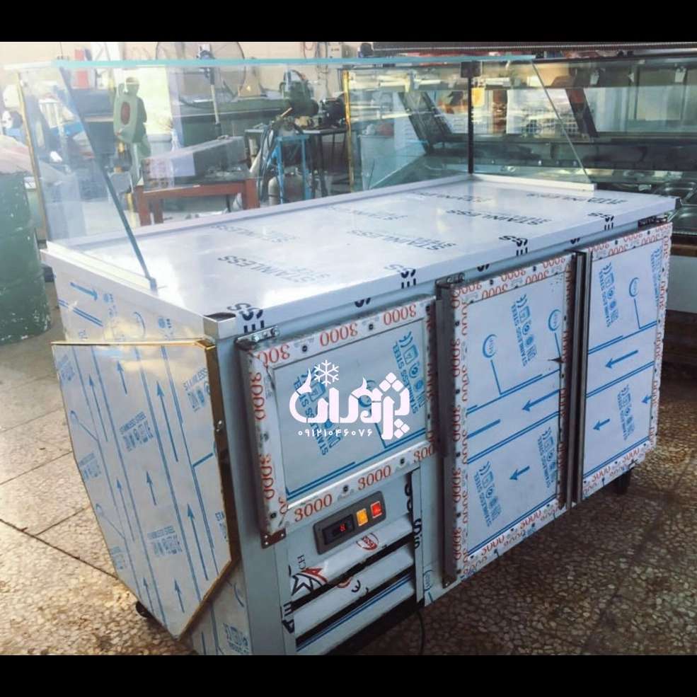 یخچال میزکاری