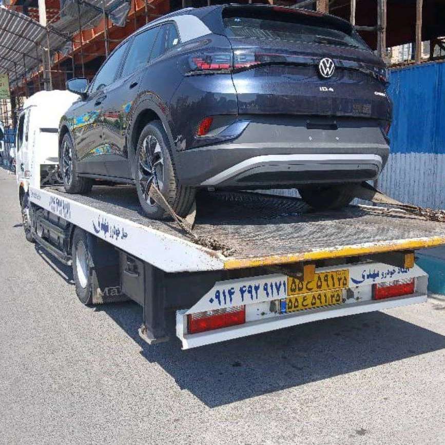 امداد فوری خودروهای سواری و سنگین در صوفیان و شبستر