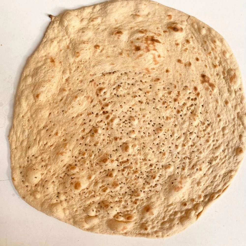 توزیع نان سنتی