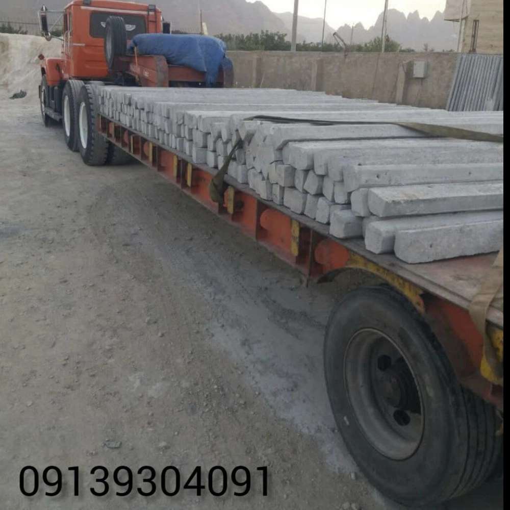 پایه بتنی پیش‌ساخته مخصوص داربست کردن مو انگور تیران اصفهان