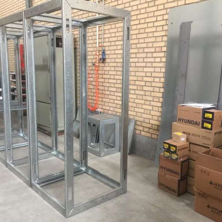 خدمات برق صنعتی تهران